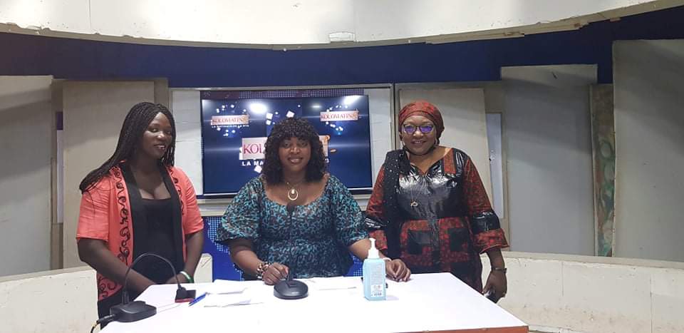 You are currently viewing Sensibilisation des mères aux dangers des MGF sur la Radio TV Nationale