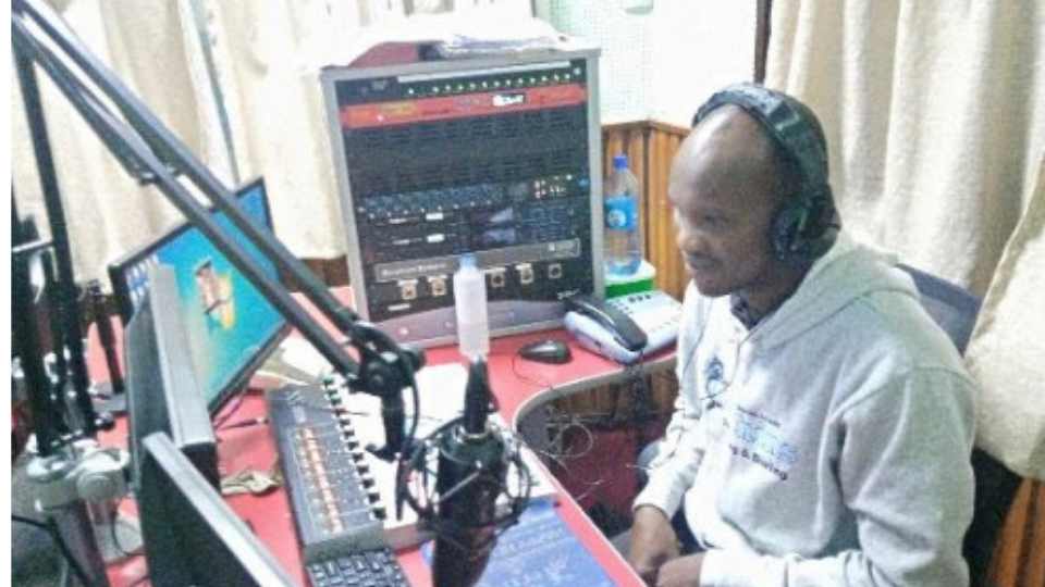 Read more about the article Many Listeners on Radio call in to Support the End-FGM activists, A good sign in Kajiado, Kenya